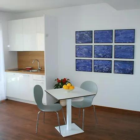 12 Apartment Makarska