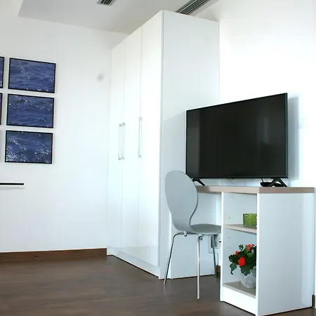 Apartment 12 Makarska